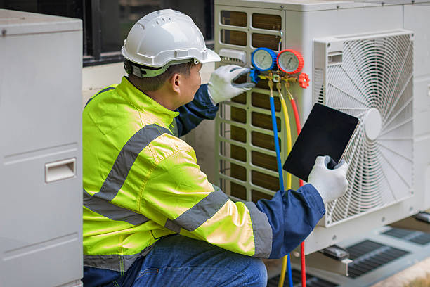 Professional Hvac technician working in Riegelwood, NC